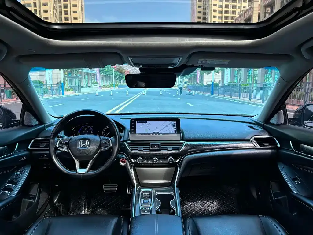 Honda Accord — фото 4