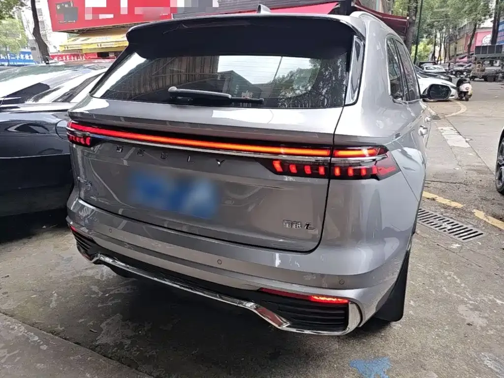 Geely Xingyue L — фото 10
