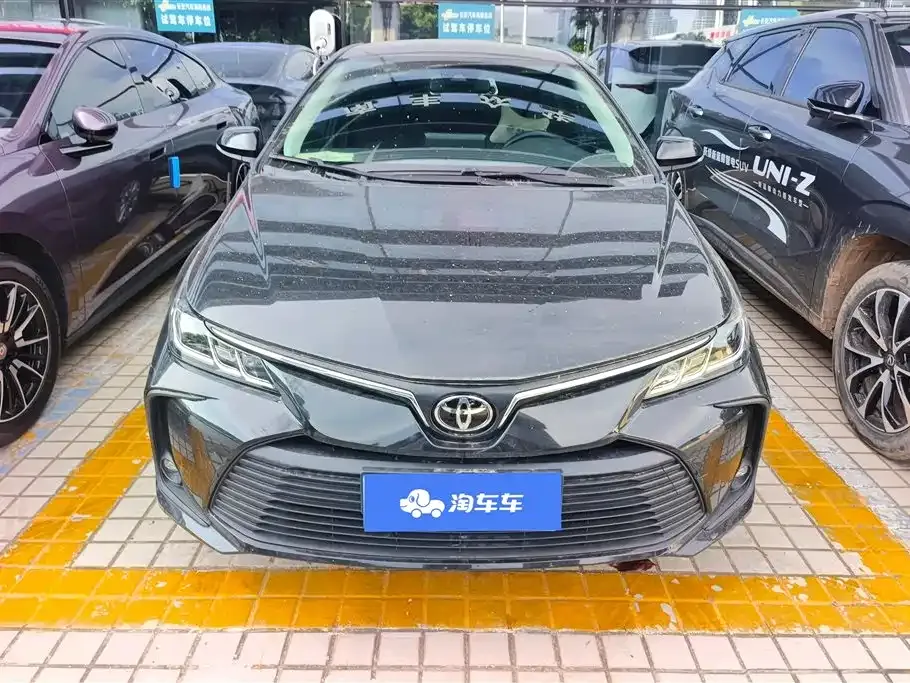Toyota Corolla — фото 4