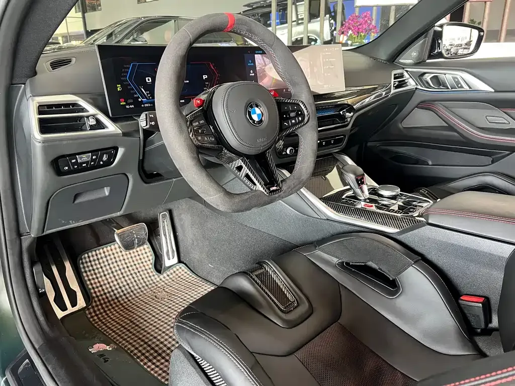 BMW M4 — фото 10