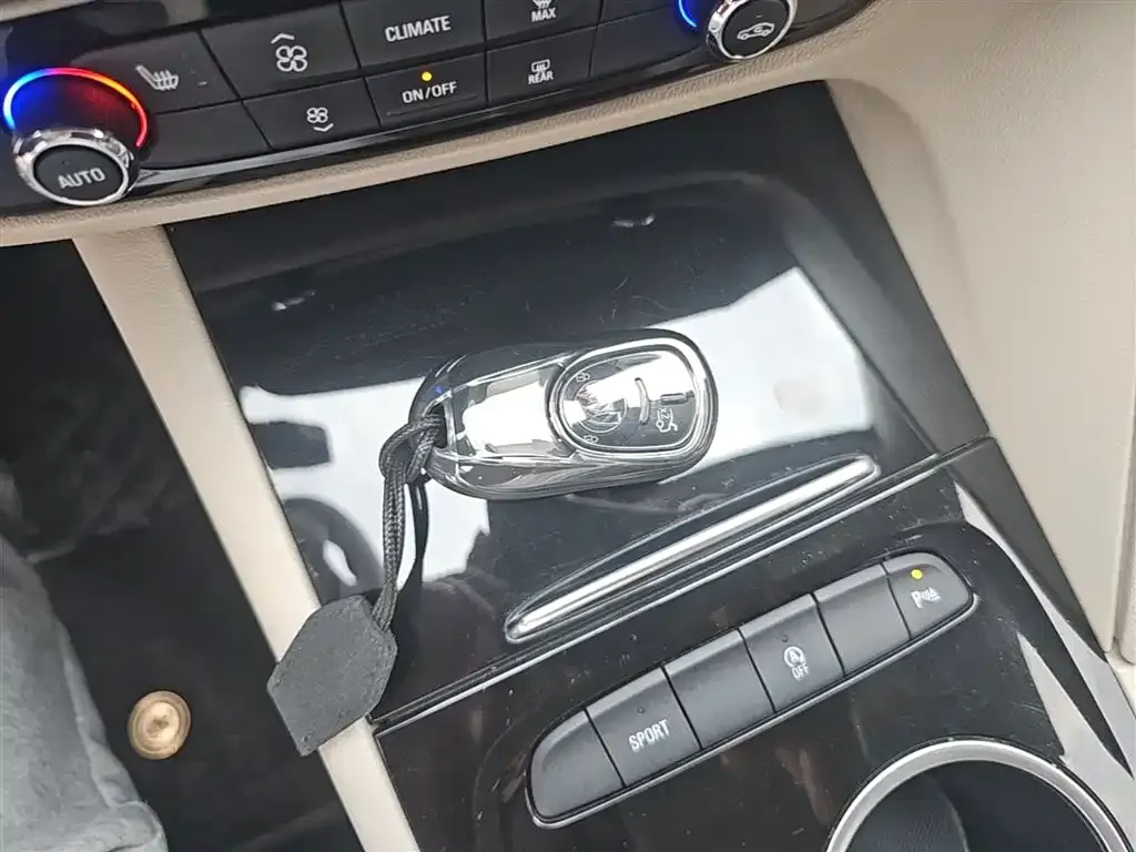 Buick Regal 2021 из CN, фото 7
