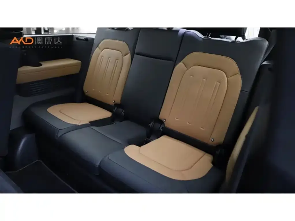 Land Rover Defender — фото 10