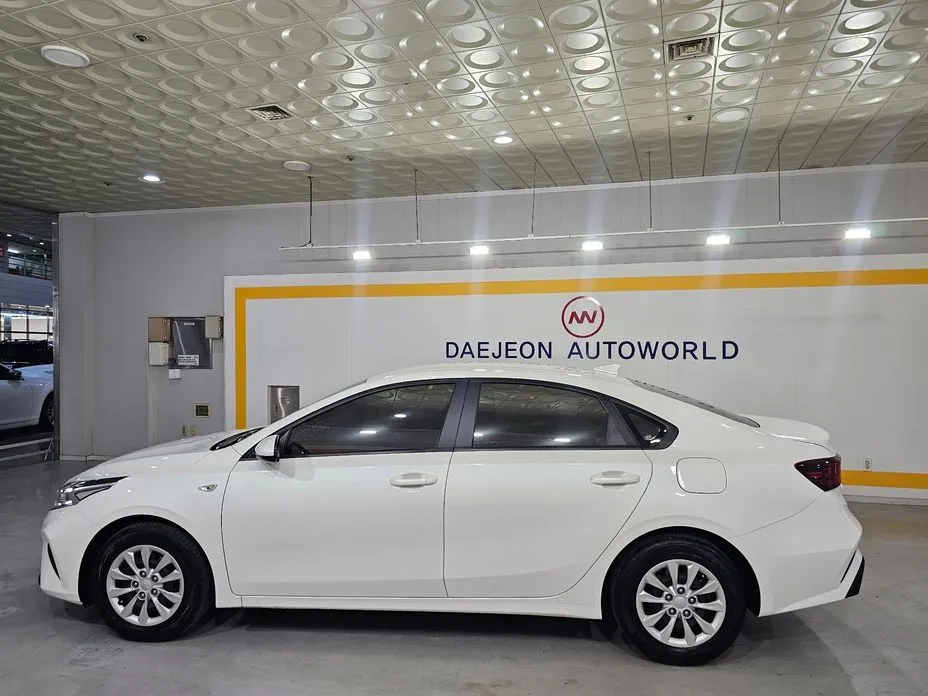 Kia K3 2023 из KR, фото 8