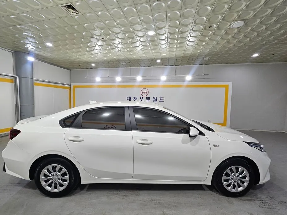 Kia K3 2023 из KR, фото 3