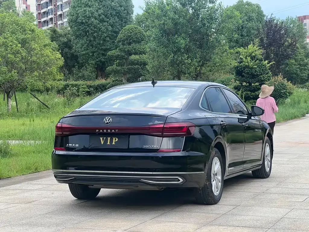 Volkswagen Passat 2022 из CN, фото 7