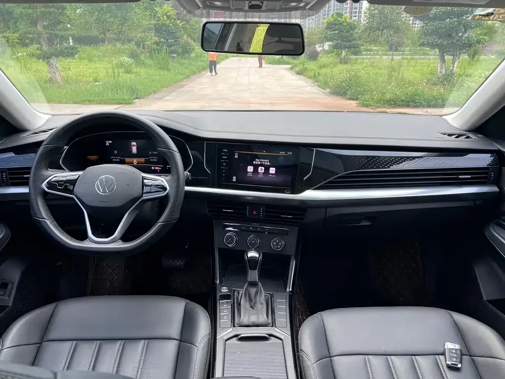Volkswagen Passat 2022 из CN, фото 4