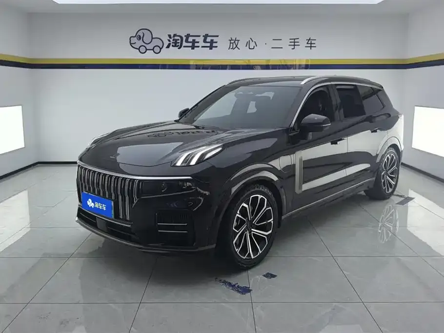 Lynk & Co 09 PHEV