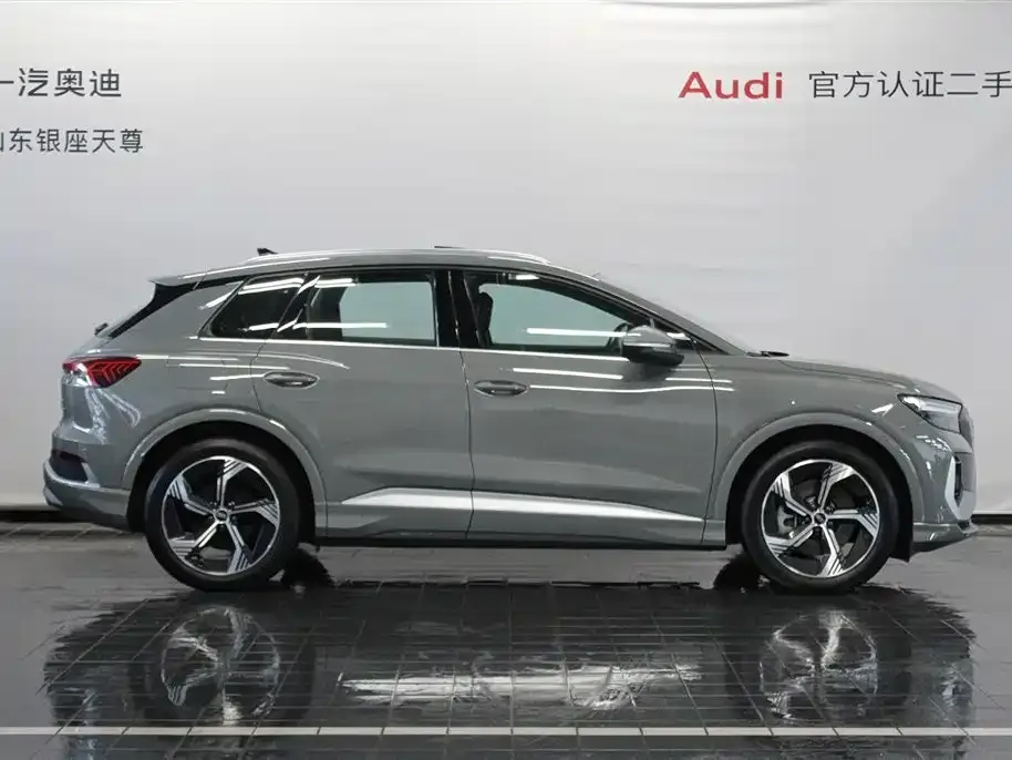 Audi Q4 e-tron — фото 3