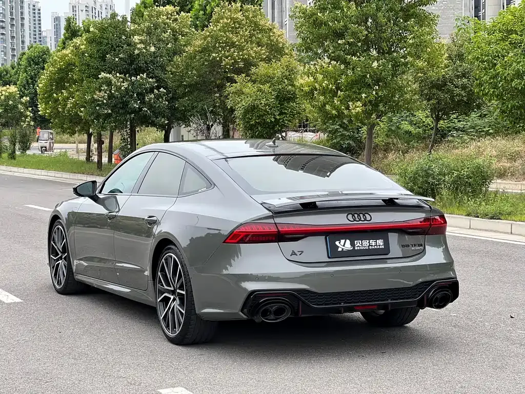 Audi A7 — фото 5
