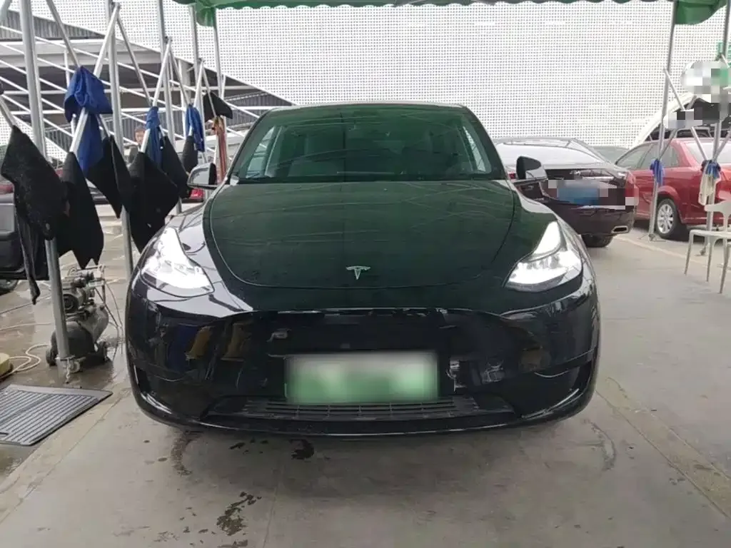 Tesla Model Y — фото 4