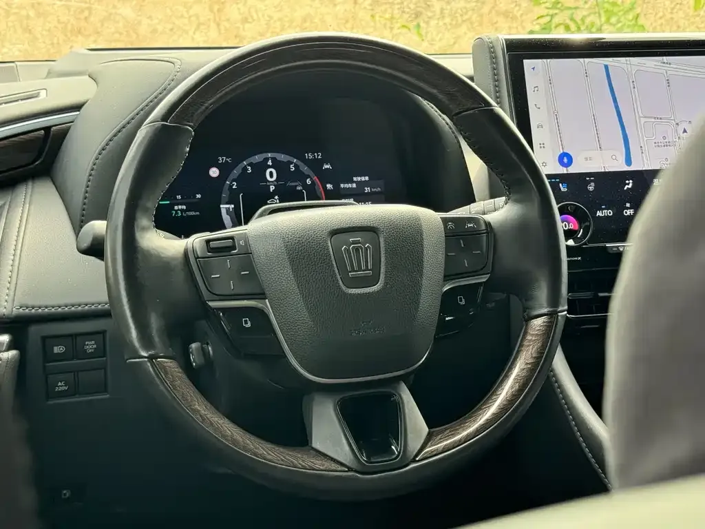 Toyota Vellfire — фото 3
