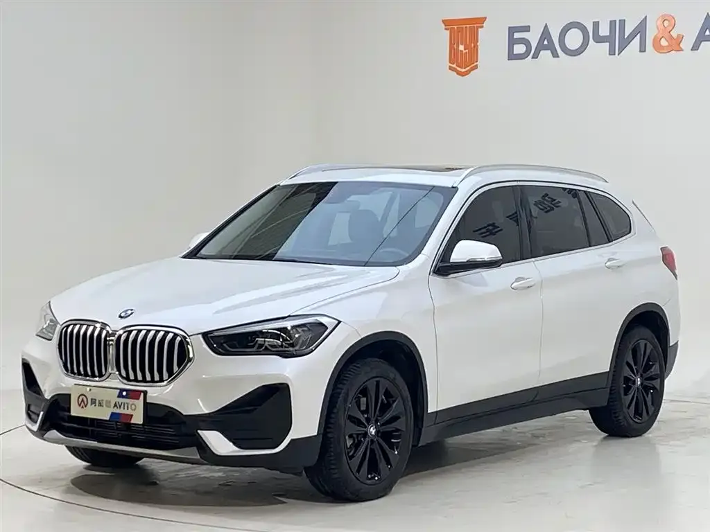 BMW X1 — фото 1