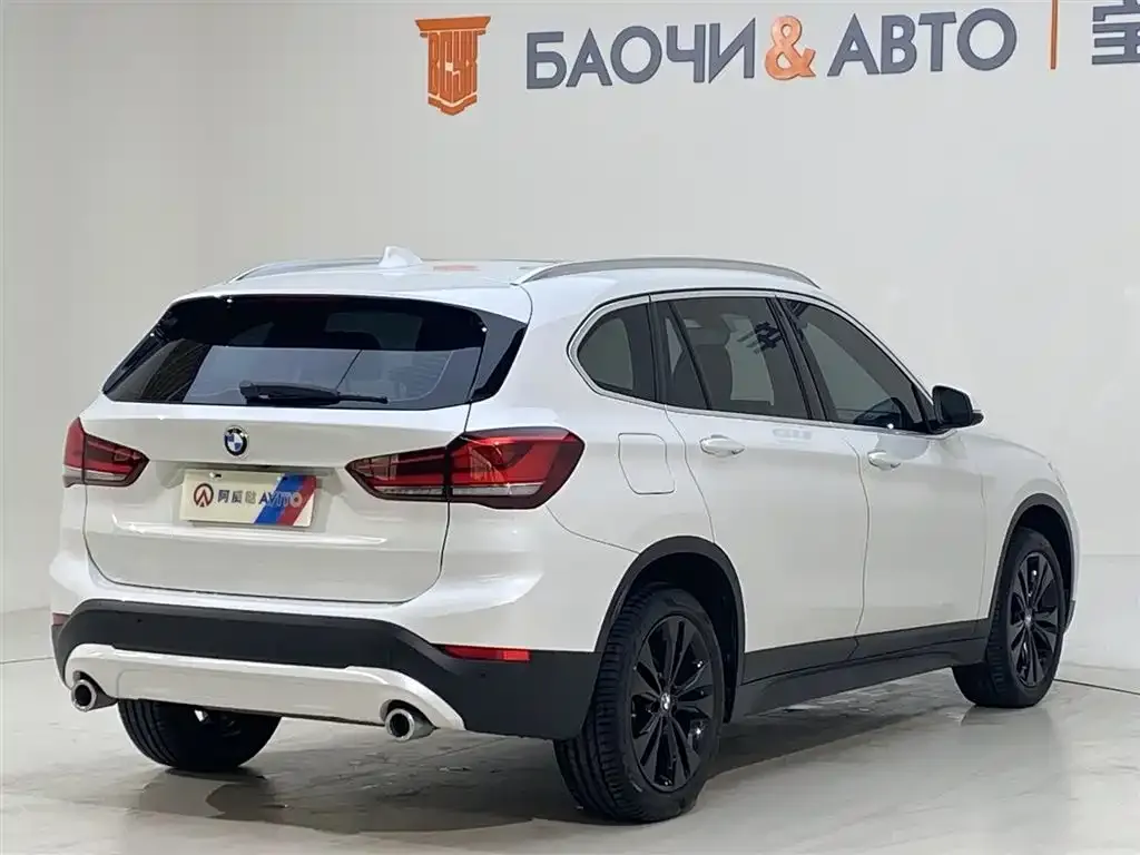 BMW X1 — фото 4