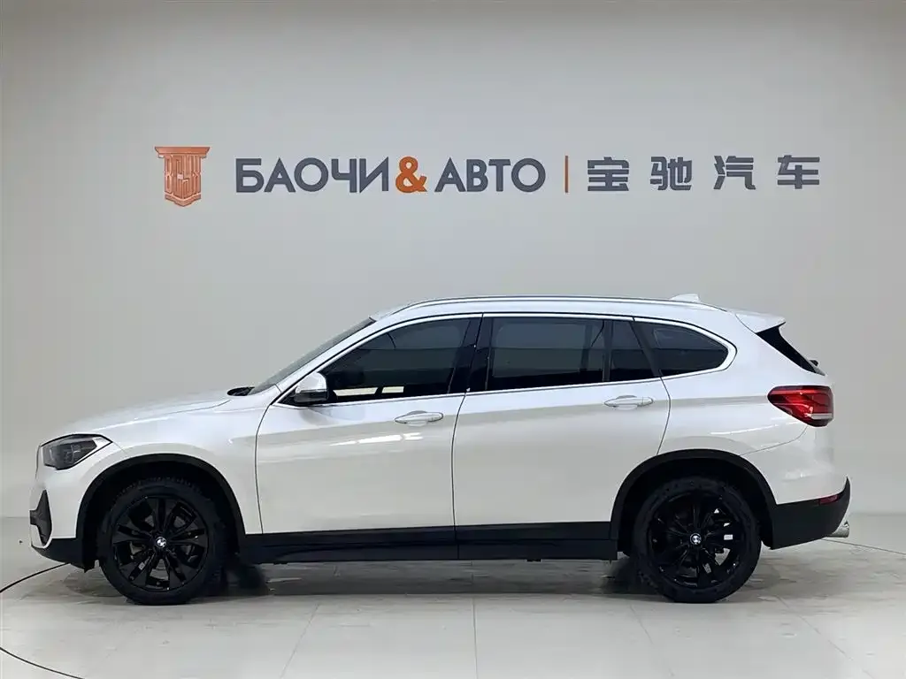 BMW X1 — фото 2