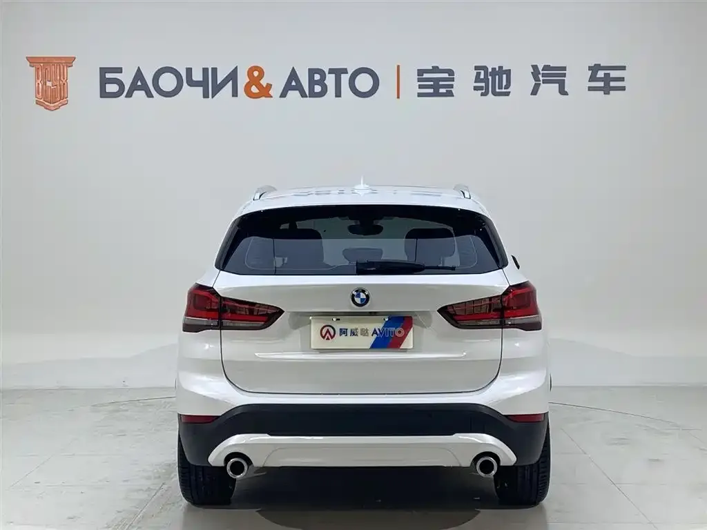 BMW X1 — фото 3