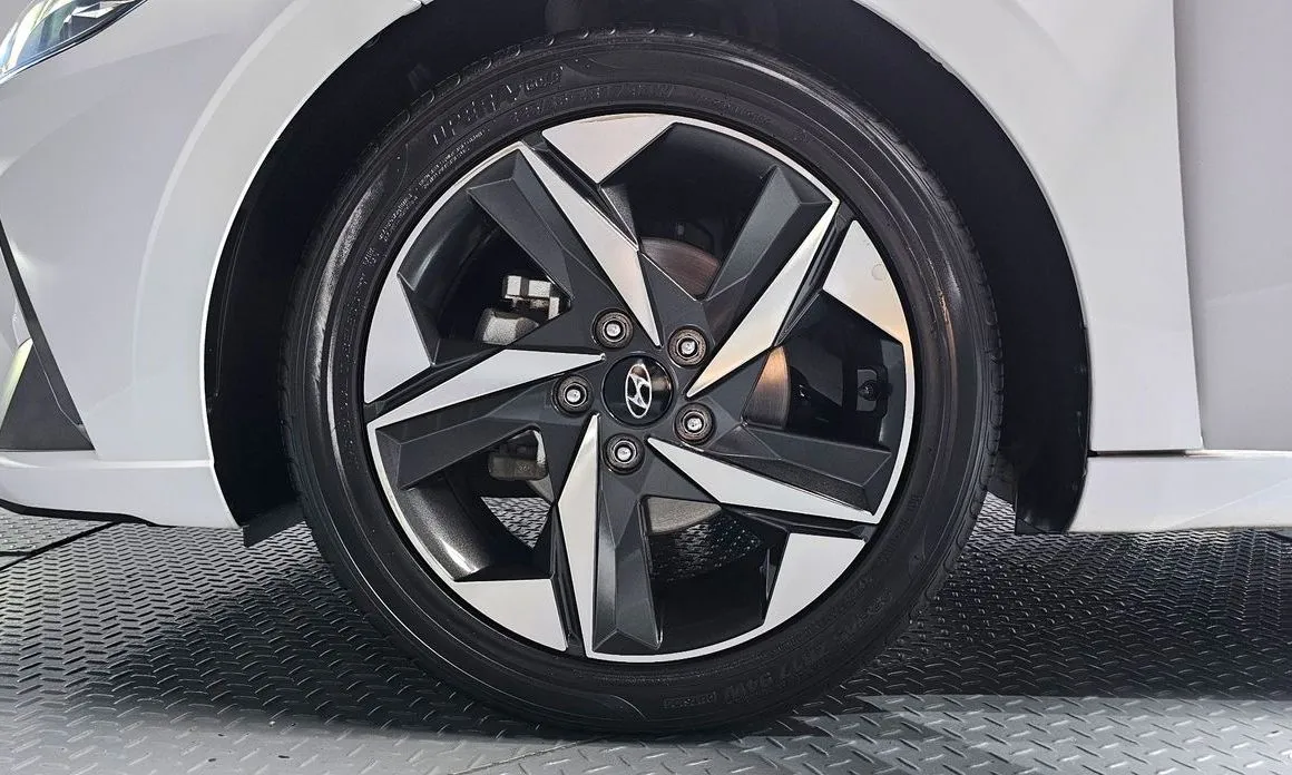 Hyundai AVANTE 2021 из KR, фото 6