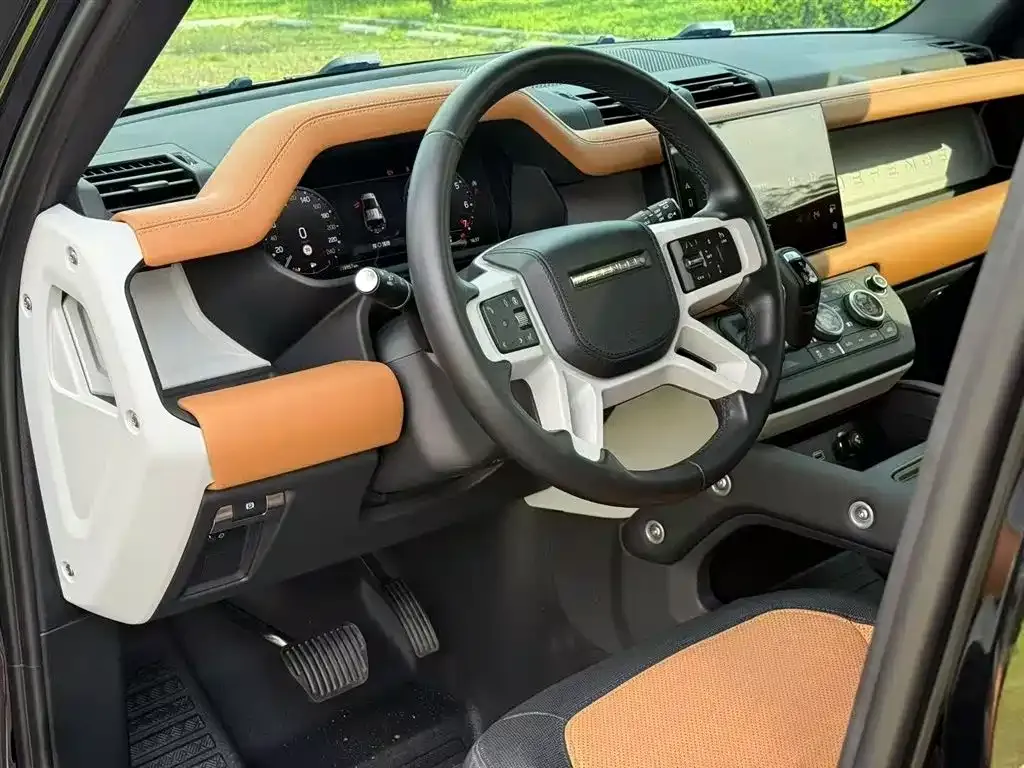 Land Rover Defender — фото 2