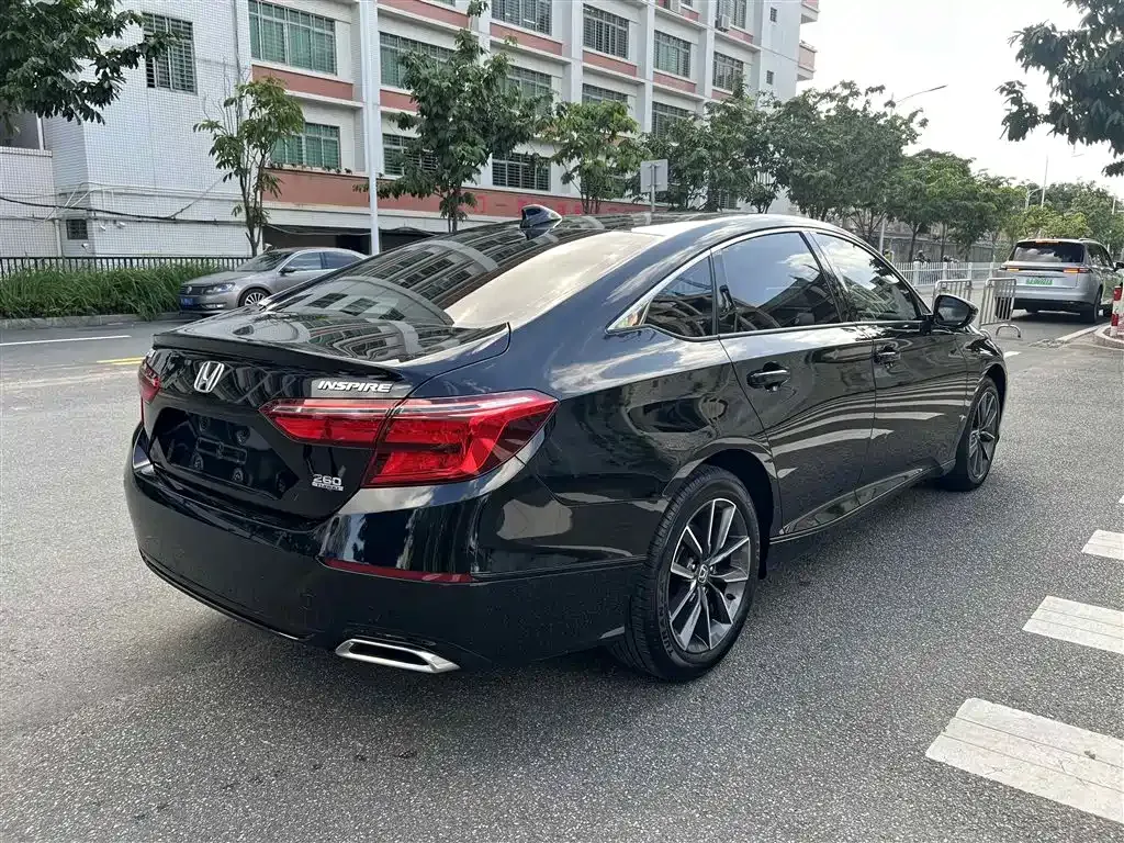 Honda Inspire 2023 из CN, фото 6