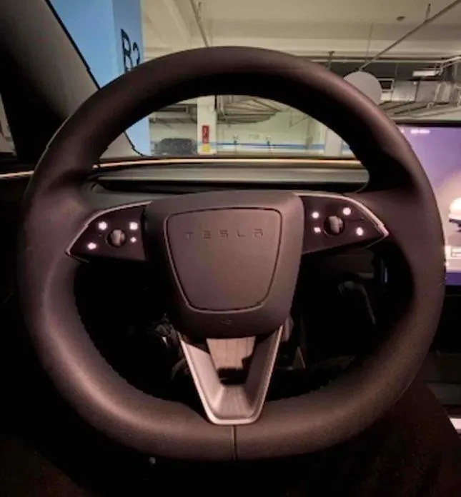 Tesla Model 3 2024 из KR, фото 7