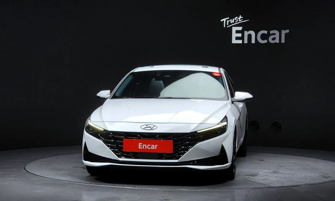 Hyundai AVANTE — фото 3