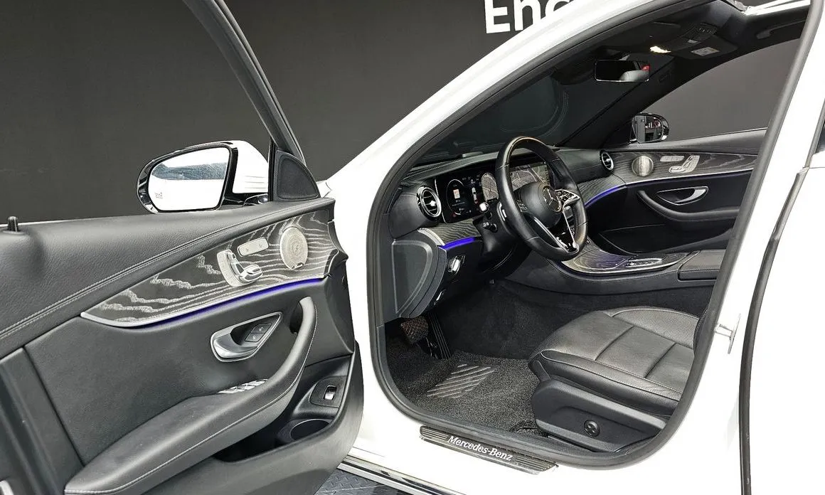 Mercedes-Benz E-Class 2023 из KR, фото 8