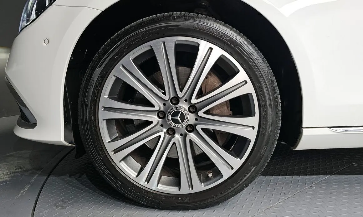 Mercedes-Benz E-Class 2023 из KR, фото 5