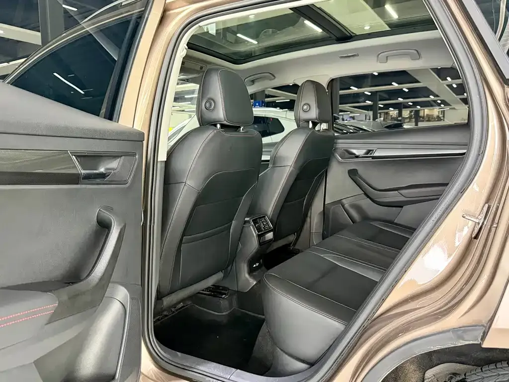 Skoda Karoq — фото 5