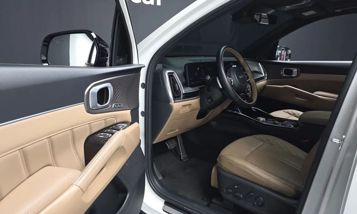 Kia Sorento — фото 10
