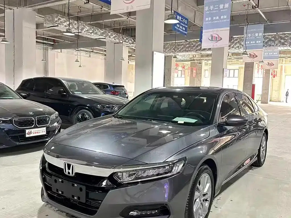 Honda Accord — фото 6