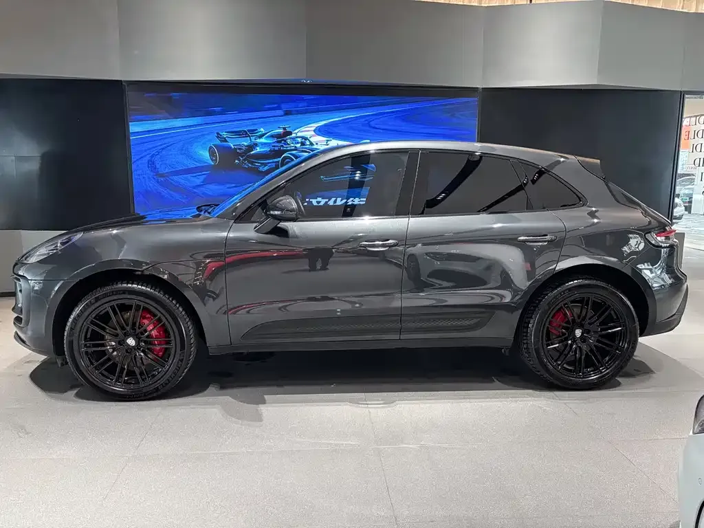 Porsche Macan — фото 6