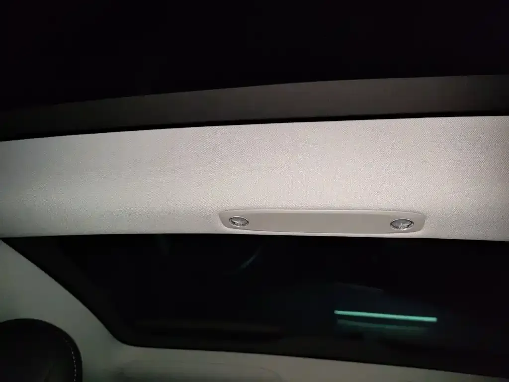 Tesla Model 3 — фото 3