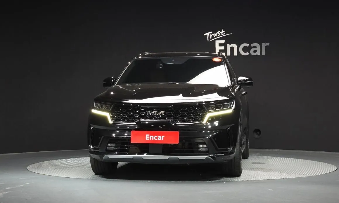 Kia Sorento — фото 9