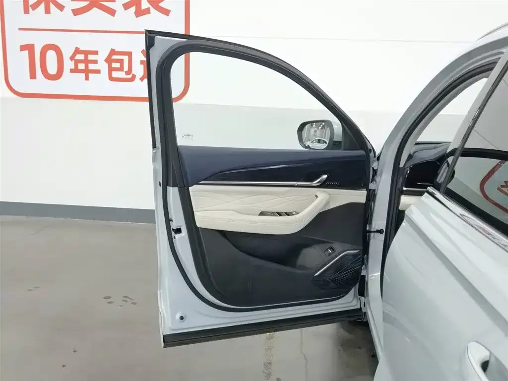 Geely Xingyue L — фото 4