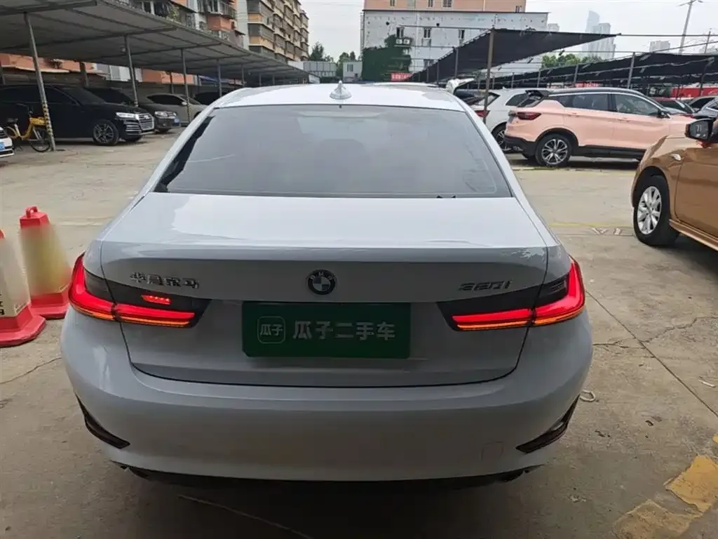 BMW 3 Series 2021 из CN, фото 6