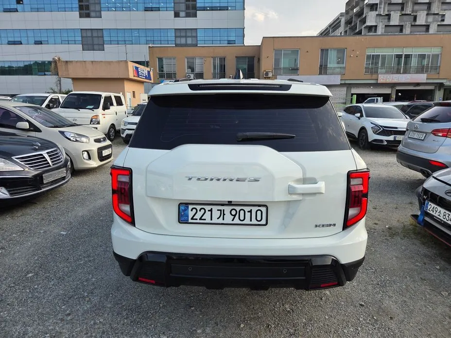 KG Mobility (Ssangyong) Torres — фото 10