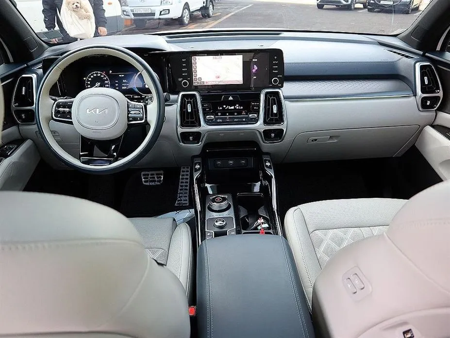 Kia Sorento — фото 8