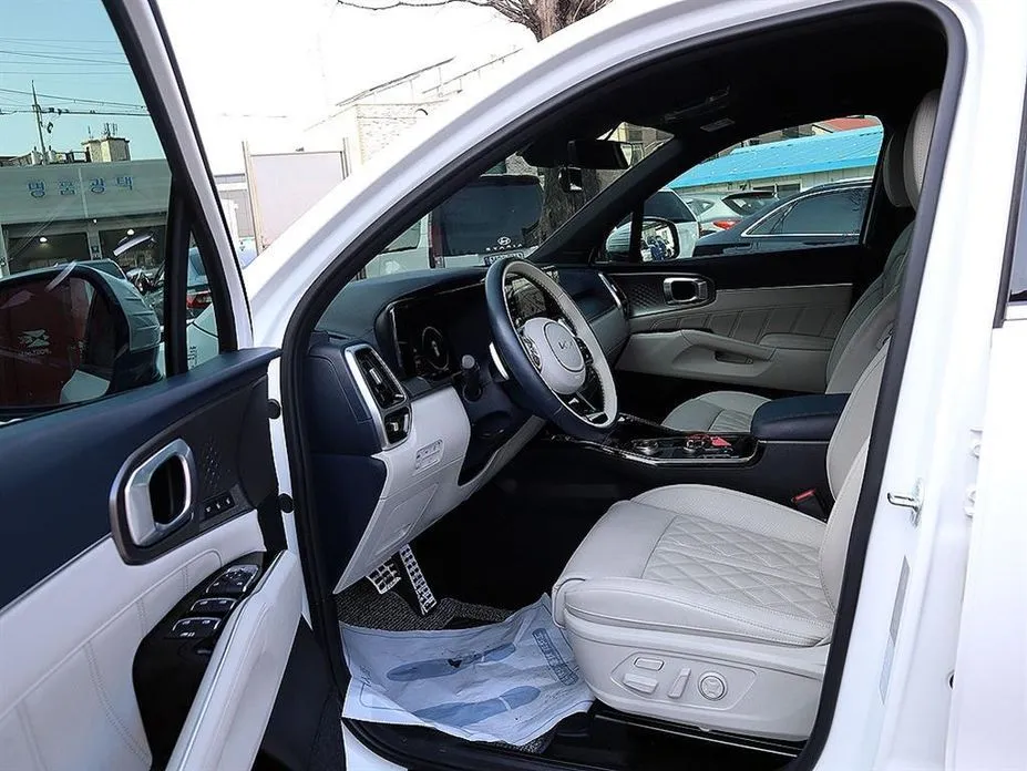 Kia Sorento — фото 6