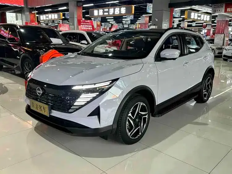 Nissan Qashqai — фото 1