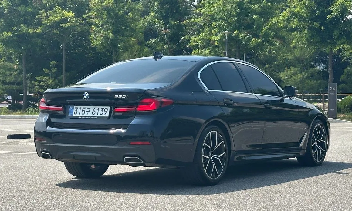 BMW 5-Series 2022 из KR, фото 10
