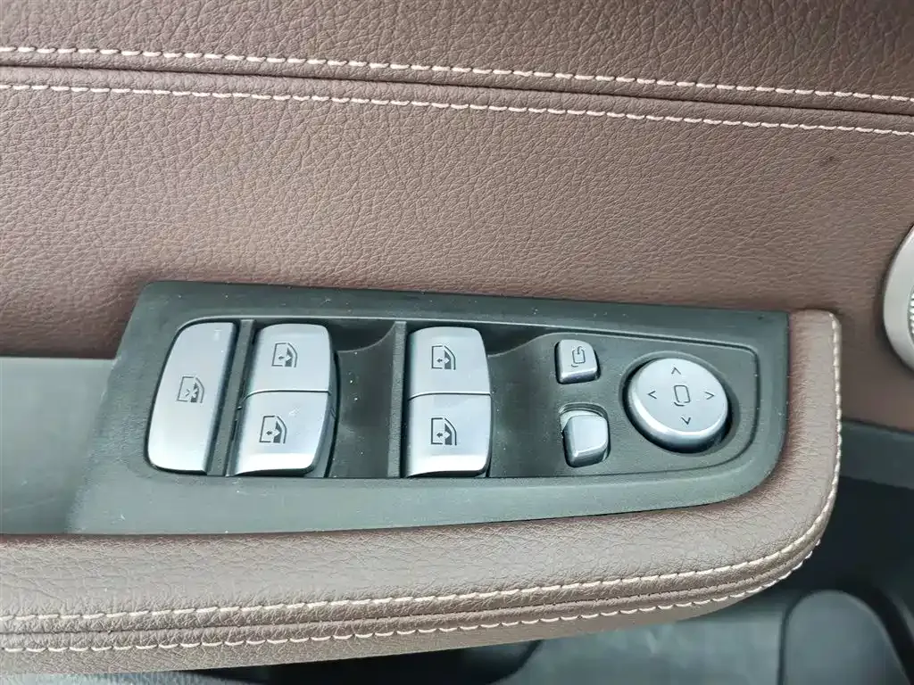 BMW 1 Series — фото 10
