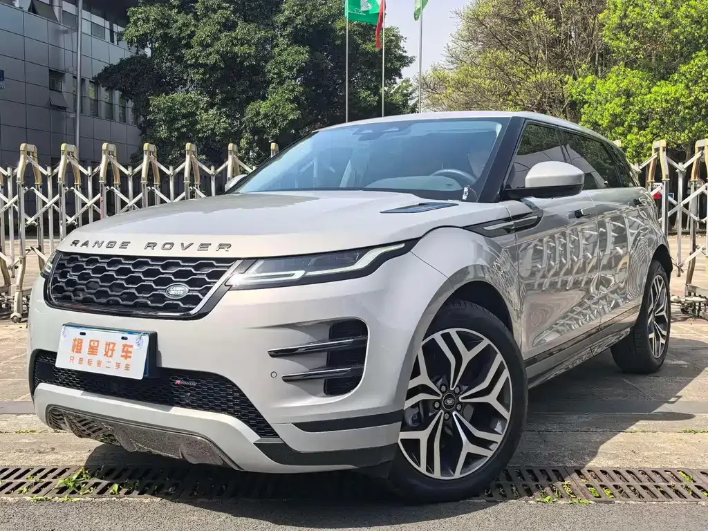 Land Rover Evoque — фото 1