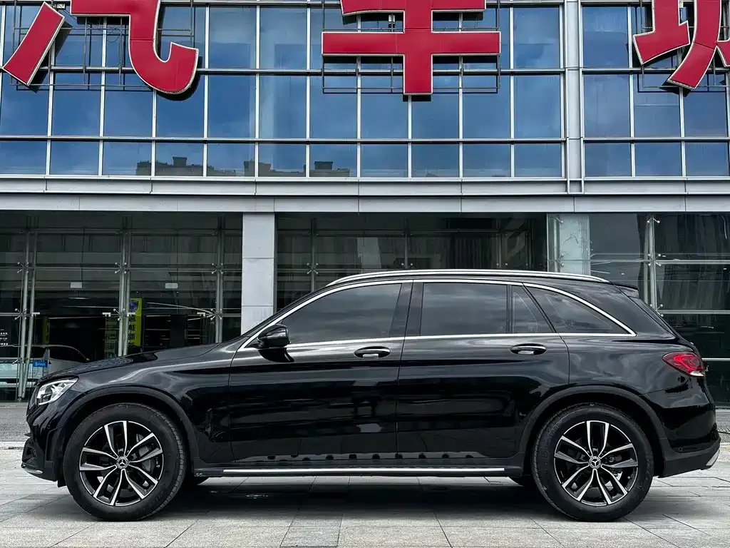Mercedes-Benz GLC — фото 9