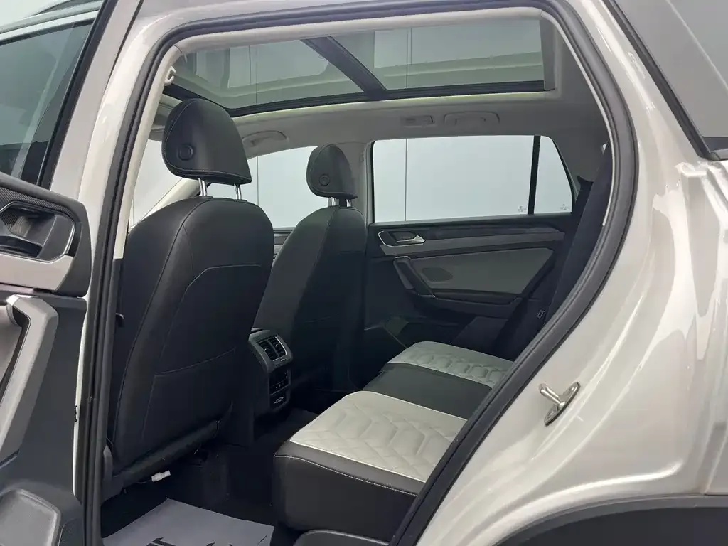 Volkswagen Tayron — фото 7