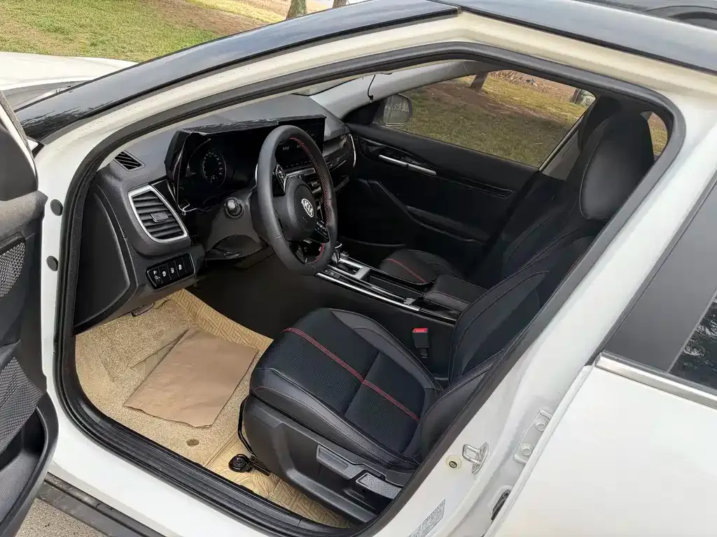 Kia KX3 2021 из CN, фото 7