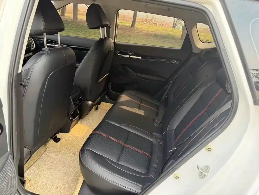 Kia KX3 2021 из CN, фото 3