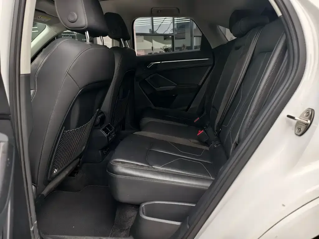 Audi Q3 2021 из CN, фото 5
