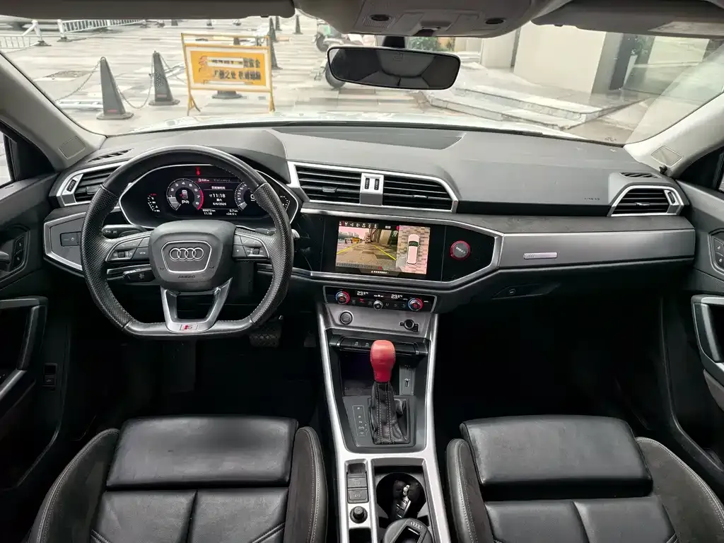 Audi Q3 2021 из CN, фото 9