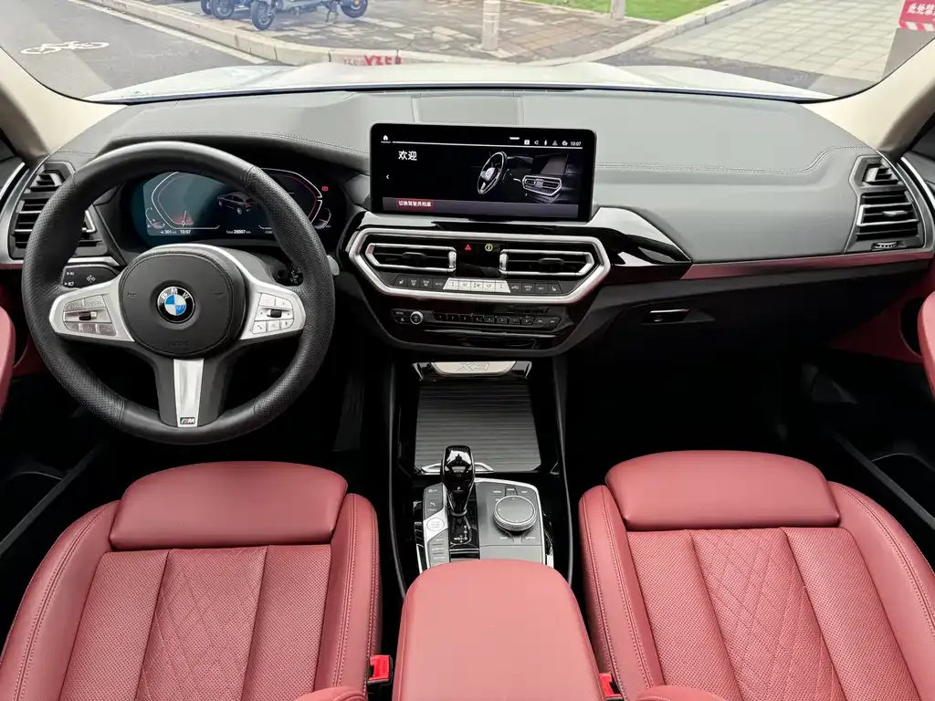 BMW X3 2024 из CN, фото 2