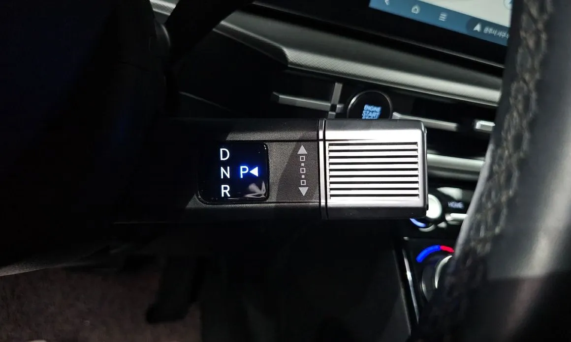 Hyundai Santafe 2024 из KR, фото 2