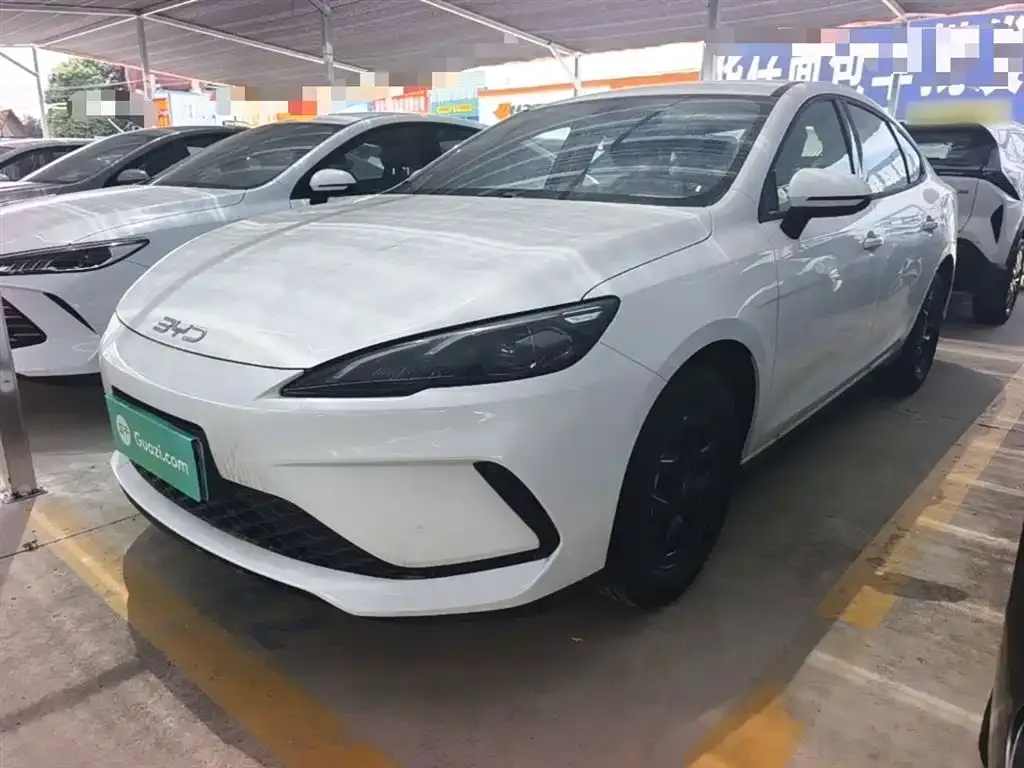 BYD Seal 05 DM-i — фото 1